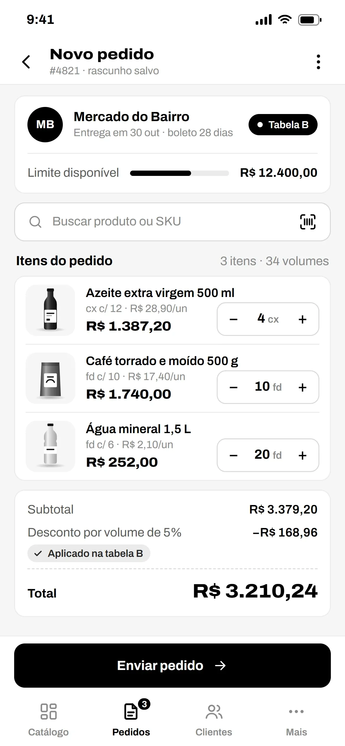 Tela de exemplo de um portal no celular: pedido do representante com itens, desconto e total